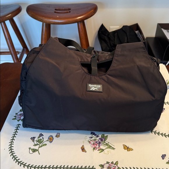 Reebok Black Duffel Bag for Men - Picture 16 of 16